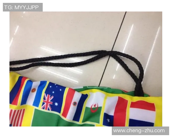 提升足球技能的必备装备足球训练书包全方位解析与推荐